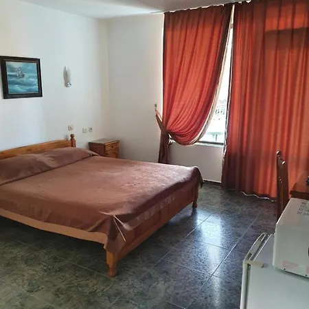 Hotel къща
